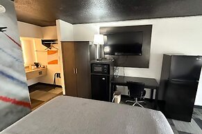 Eglin Extended Stay Hotel, a Howard Johnson by Wyndham