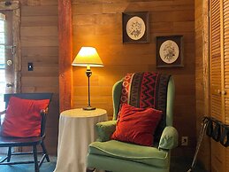 Manitou Lodge