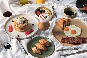 OZ Hotel Collection