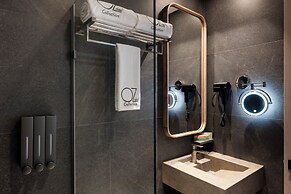 OZ Hotel Collection