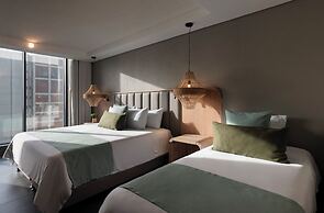 OZ Hotel Collection