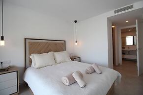 Happy Travel Jade Tower