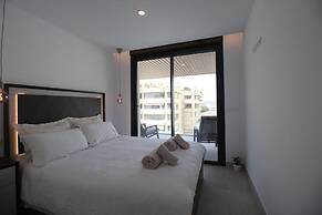 Happy Travel Jade Tower