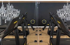 Happy Travel Jade Tower