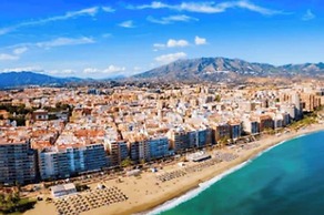 Happy Travel Jasmine Higueron