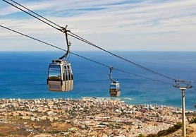 Happy Travel Jasmine Higueron