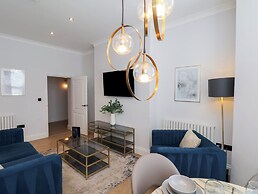 The Salisbury Apartment 301