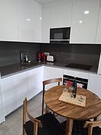 Happy Travel Urban Sky 26A