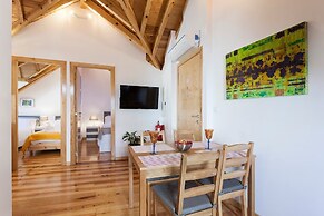 Bairro Alto Wooden Top