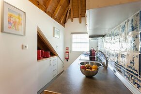 Bairro Alto Wooden Top