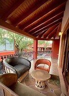 LA CASA ROJA