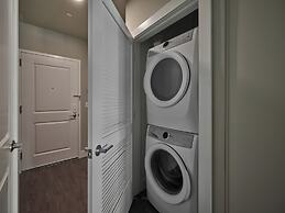 Luxury Apartments by Hyatus Center City