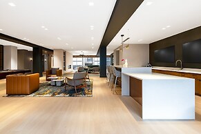 Luxury Apartments by Hyatus Center City