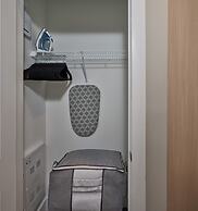 Luxury Apartments by Hyatus Center City