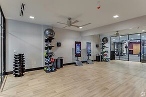 Luxury Apartments by Hyatus Center City