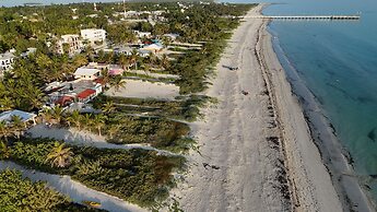 Arena y Mar Seaside Glamping Adults Only