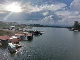 Hotel zocalos y colores