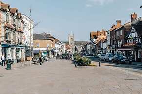 Water s Edge - From 300 Per Night