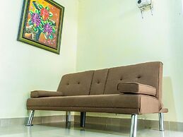 Centrally Located in El Pino la Vega, Space for 8 or More Guest, Heate