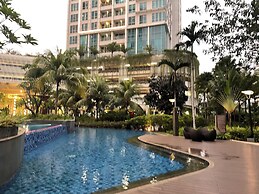 Staycation Jakarta Kensington Royal