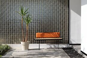 Xinchi Sakura Valley Resort