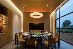 Xinchi Sakura Valley Resort