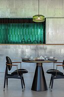 Xinchi Sakura Valley Resort