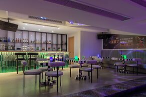 Xinchi Sakura Valley Resort