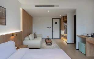 Xinchi Sakura Valley Resort