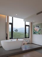 Xinchi Sakura Valley Resort