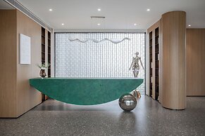 Xinchi Sakura Valley Resort