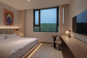 Xinchi Sakura Valley Resort