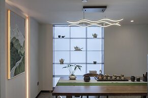 Xinchi Sakura Valley Resort