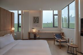 Xinchi Sakura Valley Resort