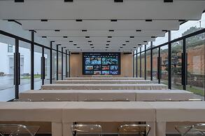 Xinchi Sakura Valley Resort