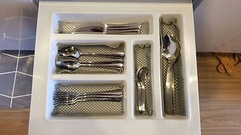 Galeri Ciumbuleuit  Apartment at Bandung