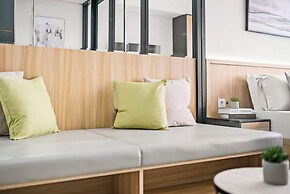 The Smith Luxury SkyView Apartments