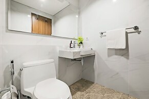 The Smith Luxury SkyView Apartments