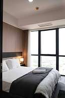 The Smith Luxury SkyView Apartments