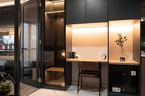 The Smith Luxury SkyView Apartments