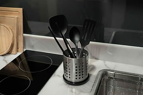 The Smith Luxury SkyView Apartments