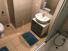 Imperial Mediterania Garden Residence