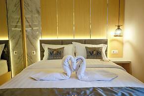 Premium Taman Anggrek Residences