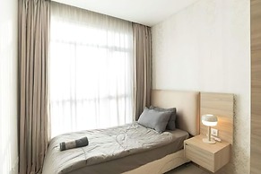 Central Royal Apartments by Emily