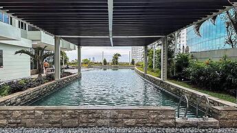 Central Royal Apartments by Emily