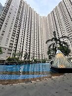 Central Royal Apartments by Emily