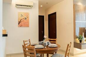 Central Royal Apartments by Emily