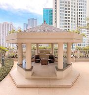 Central Royal Apartments by Emily