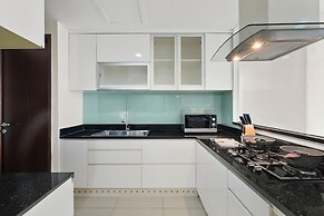 Central Royal Apartments by Emily