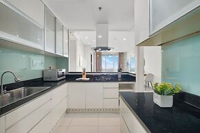 Central Royal Apartments by Emily